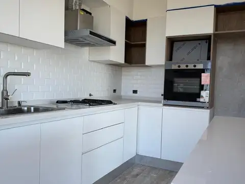 Casa en  VENTA 3 dormitorios EN BARRIO VIDA CLUB DE CAMPO