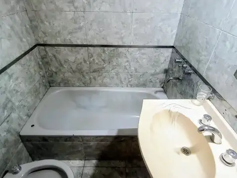 Depto Tipo Casa en Alquiler de 1 dormitorio