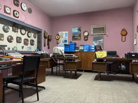 Galpon en Venta 30  mts Fondo