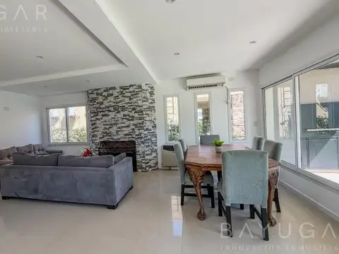 Casa en Venta al Suroeste