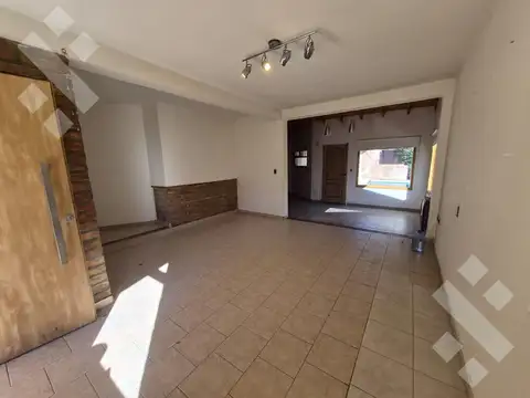 Casa en Venta en Plottier, USD 190.000