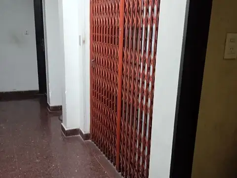 DEPARTAMENTO DE DOS AMBIENTES INTERNO LUMINOSO