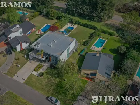 Casa en Venta en Estancias Del Pilar, USD 700.000