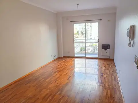 Departamento en Alquiler en Villa del Parque, $ 650.000