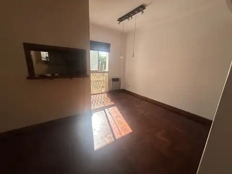 Departamento en Venta en Vicente Lopez Vias / Rio, USD 148.900