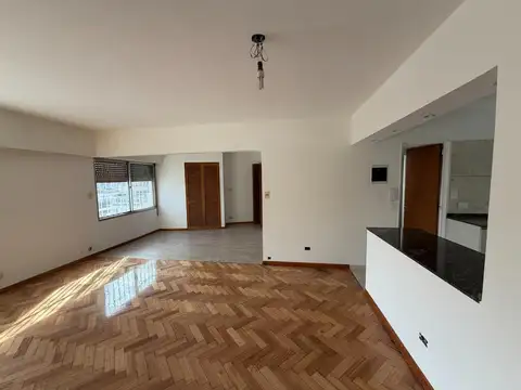 Avenida Montes De Oca 1100, Piso 10