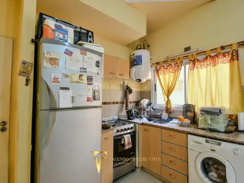 Depto Tipo Casa 2 ambientes con 1 baño