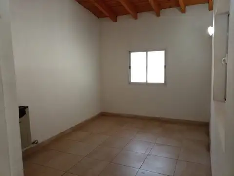 Casa en Venta en Rodeo del Medio, USD 120.000