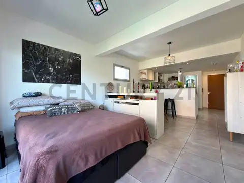 Venta Monoambiente al frente con balcón en Luis Agote, Rosario