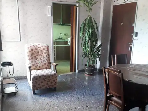 Galicia 600, Paternal, Caba. TRES AMBIENTES COMPLETOS! LATERAL LUMINOSO!