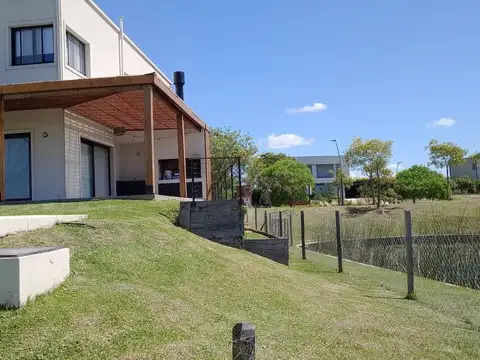 Casa en Venta en Puertos - Barrio Ceibos, USD 570.000