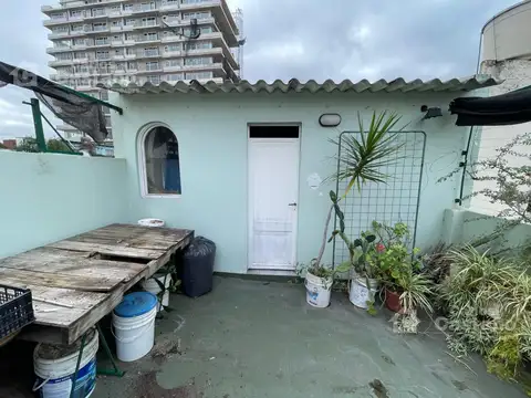 Depto Tipo Casa en Venta en Vicente López, USD 250.000