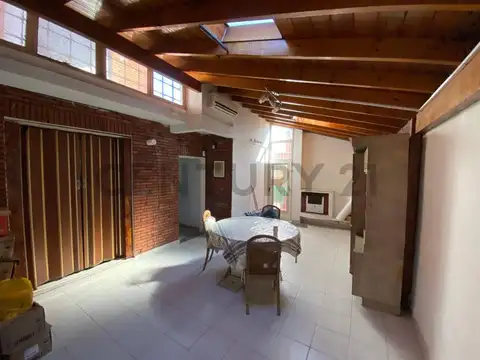 Depto Tipo Casa en Venta de 3 dormitorios