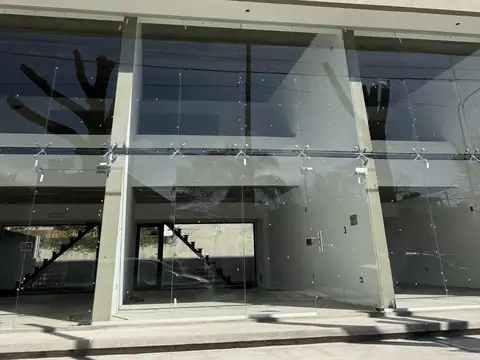 OFICINA A ESTRENAR EN VENTA - PELLEGRINI Y 14B - CITY BELL - LA PLATA