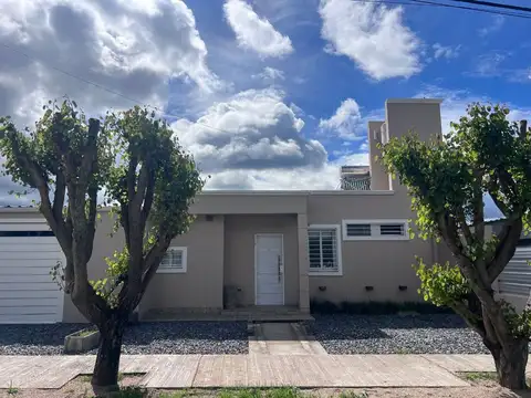 Calle Costa Rica 900