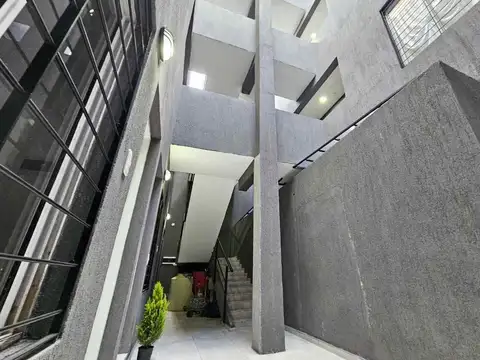 Depto 2 amb Venta Lomas del Mirador Balcón