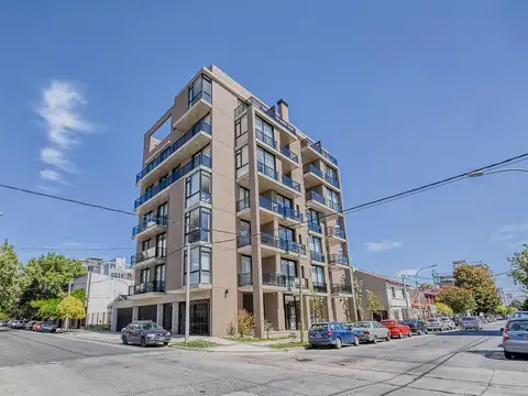 Venta Departamento  de 4 ambientes con balcon- Guemes . Mar del Plata