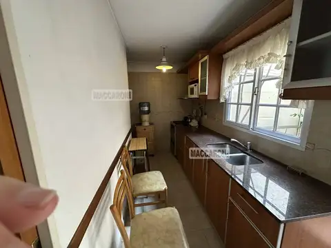 Depto Tipo Casa en Venta 8 años