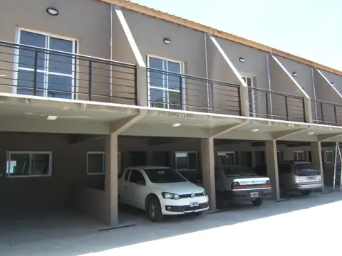 Departamento en Alquiler con 1 cocheras