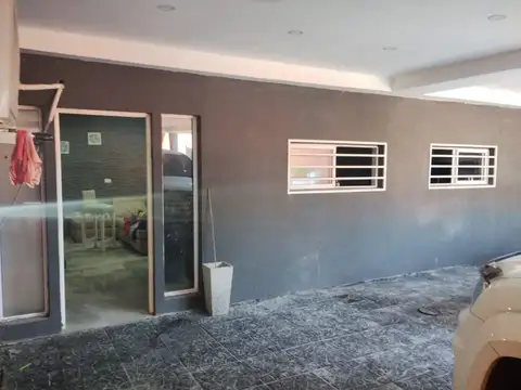 Casa en El Triangulo Malvinas Argentinas