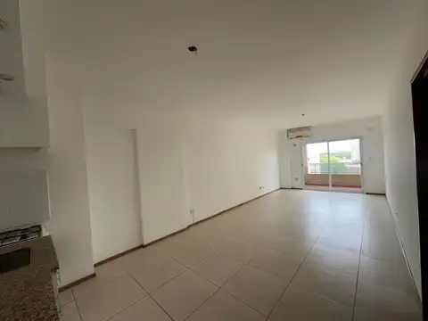 Caseros 2300, Piso 7°