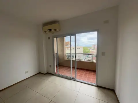 Caseros 2300, Piso 7°