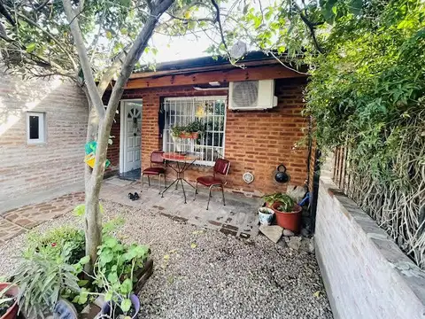 Casa en venta en Lujan, Pueblo Nuevo