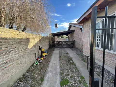 Casa 3 ambientes con 1 baño