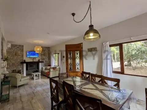 Casa en Venta en Mar De Las Pampas, USD 210.000