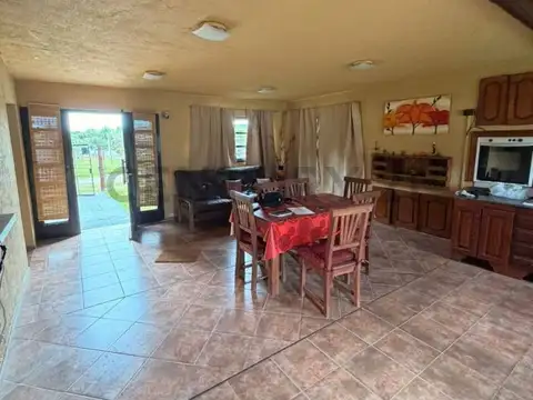 Casa con Pileta en venta en Parque Siquiman