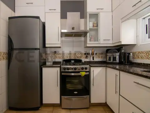 Depto Tipo Casa en Venta de 3 ambientes