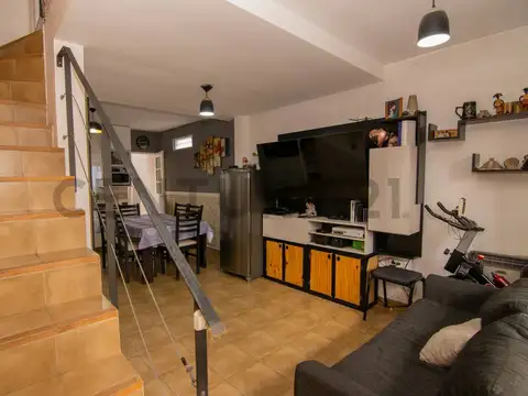 Depto Tipo Casa en Venta de 2 dormitorios