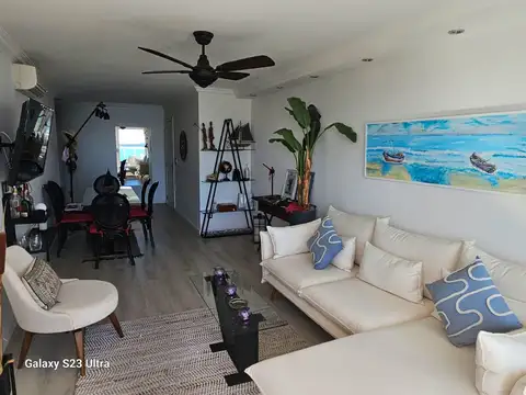 Departamento en Alquiler Temporal en Playa Mansa, USD 8.800
