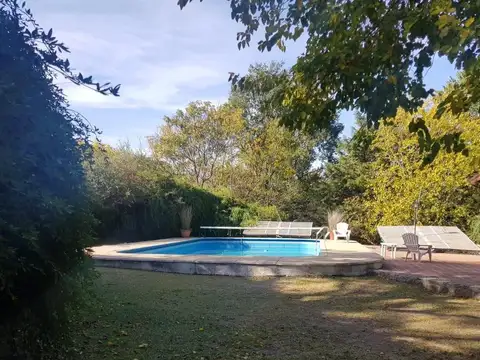 Casa 6 ambientes con 3 baños