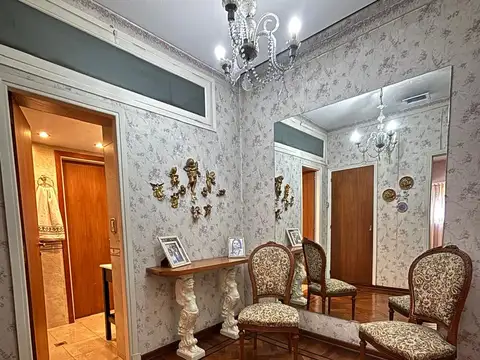 CHALET 4 AMBIENTES EN 2 PLANTAS.-