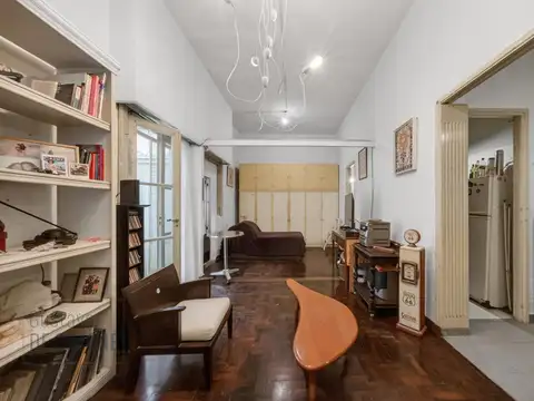 Venta PH 2 ambientes con Patio Colegiales / Chacarita