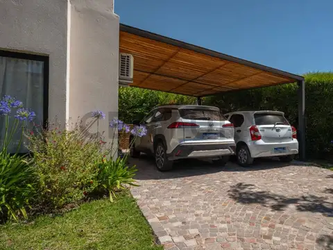 Casa 4 ambientes con 3 baños