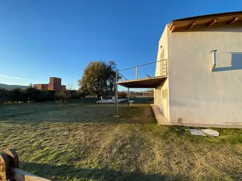 VENTA CABAÑA CON PILETA ESCRITURA POTRERO DE GARAY