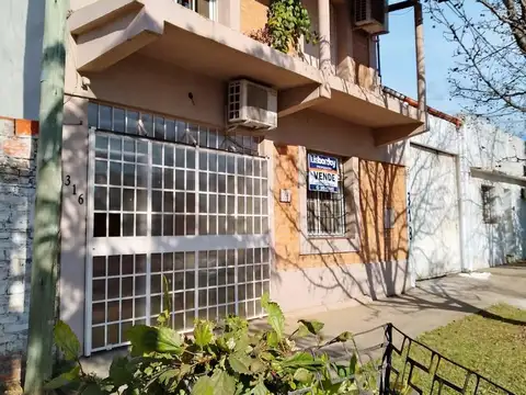 VENTA DE CASA CON GALPON EN PTE ILLIA