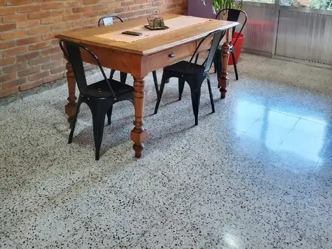 Av. Pte Illia 300