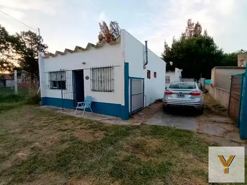 Casa en venta - 4 Dormitorios 2 Baños - 220mts2 - San Clemente del Tuyú