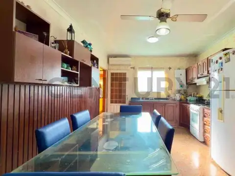 Casa 4 ambientes con 1 baño
