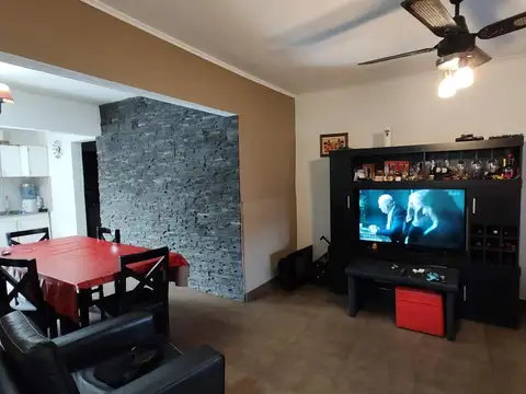 Casa en Venta en Lomas De Zamora, USD 115.000