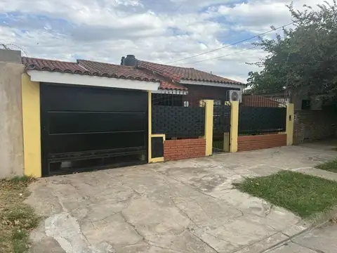 VENTA DE PROPIEDAD EN JOSÉ CLEMENTE PAZ