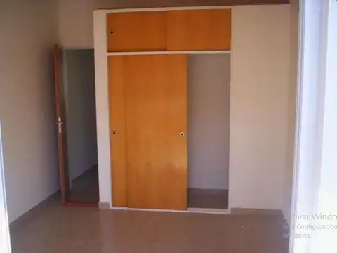 Departamento en Alquiler en Carapachay, $ 650.000