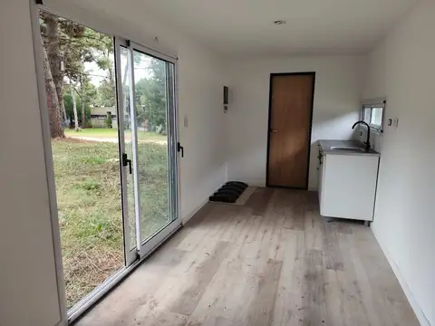Casa 2 ambientes con 1 baño