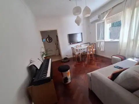 APTO CREDITO Departamento 2 ambientes (1° piso x escalera) en venta en Coghlan