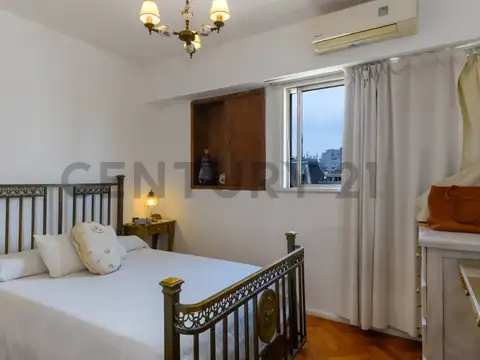 Departamento de 4 ambientes en venta en San Telmo