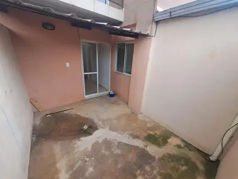 Venta Departamento Planta Baja - Los Huaicos