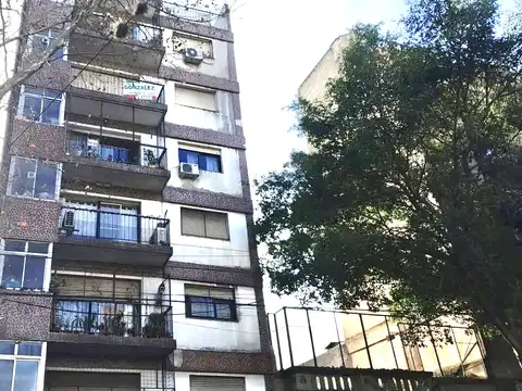 LINDO Y AMPLIO 3 AMBIENTES AL FRENTE CON BALCON